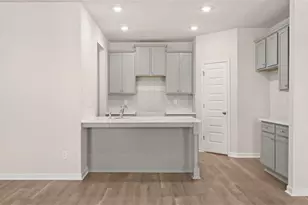 319 Tate St, Monroe, GA 30655 - Photo 9