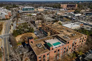 6105 Blue Stone Rd, Atlanta, GA 30328 - Photo 23