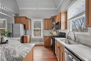 2891 Macaw St NW, Atlanta, GA 30318 - Photo 11