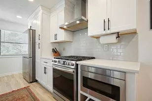 2677 Forest Way NE, Marietta, GA 30066 - Photo 9