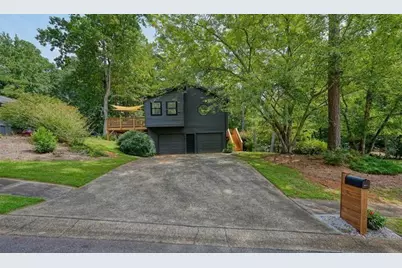 2677 Forest Way NE, Marietta, GA 30066 - Photo 41