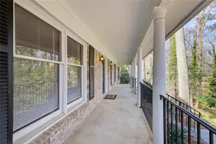 859 Candy Ln, Marietta, GA 30068 - Photo 3