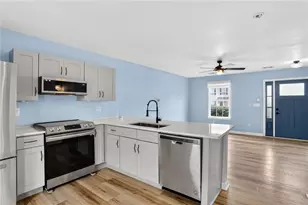 1957 Shawn Wayne Cir SE, Atlanta, GA 30316 - Photo 9