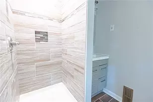 145 Holly Rd NW, Atlanta, GA 30314 - Photo 21