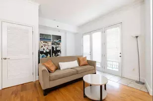 2277 Peachtree Rd NE, Atlanta, GA 30309 - Photo 3