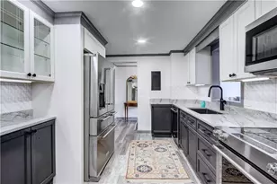 2637 Peachtree Rd NE, Atlanta, GA 30305 - Photo 13