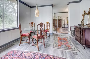 2637 Peachtree Rd NE, Atlanta, GA 30305 - Photo 27