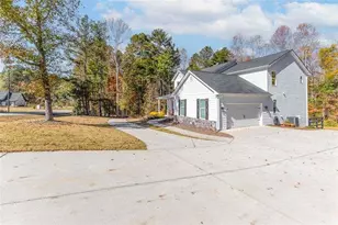 629 Dee Kennedy Rd, Winder, GA 30680 - Photo 7