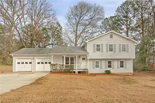 6470 Meadowlark Dr, Riverdale, GA 30296 - Photo 1
