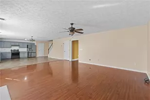 2760 Rusticwood Dr, Snellville, GA 30078 - Photo 15