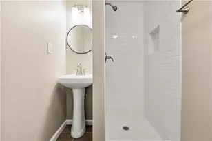 1024 Magnolia Dr SE, Smyrna, GA 30082 - Photo 11