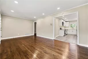 1024 Magnolia Dr SE, Smyrna, GA 30082 - Photo 7