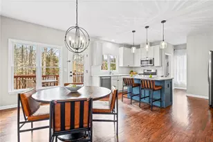 12940 Meridian Crossing, Alpharetta, GA 30005 - Photo 9