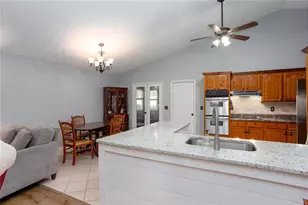 4810 Shallow Farm Dr NE, Kennesaw, GA 30144 - Photo 7