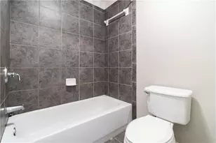 1529 Gilstrap Ln NW, Atlanta, GA 30318 - Photo 21