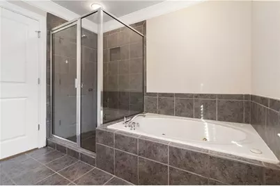 1529 Gilstrap Lane NW, Atlanta, GA 30318 - Photo 17