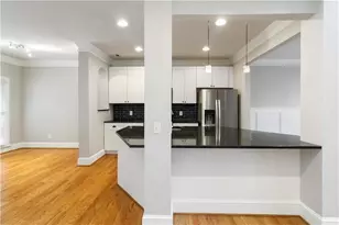 1529 Gilstrap Ln NW, Atlanta, GA 30318 - Photo 7