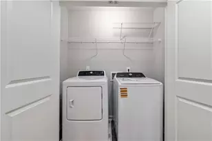 1529 Gilstrap Ln NW, Atlanta, GA 30318 - Photo 27