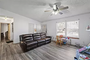 6340 Emerald Pointe Cir, Atlanta, GA 30349 - Photo 3