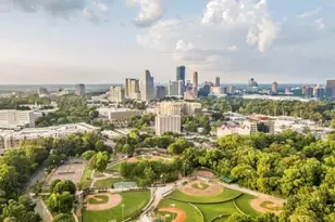 5662 Kingsport Dr, Atlanta, GA 30342 - Photo 23