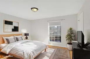 5662 Kingsport Dr, Atlanta, GA 30342 - Photo 9