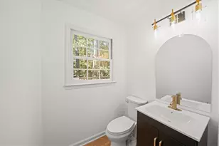 33 Old Farm Rd, Marietta, GA 30068 - Photo 7