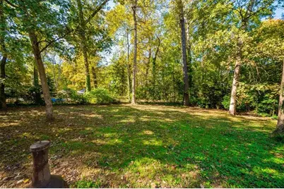 33 Old Farm Road, Marietta, GA 30068 - Photo 17