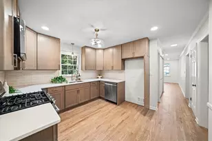 33 Old Farm Rd, Marietta, GA 30068 - Photo 5