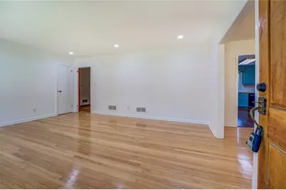 1288 Elva Drive SW, Atlanta, GA 30331 - Photo 3