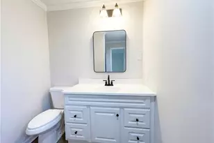 32 Banks St, Maysville, GA 30558 - Photo 9