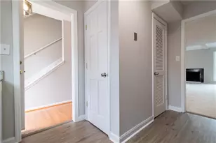 6437 Stone Way, Morrow, GA 30260 - Photo 9