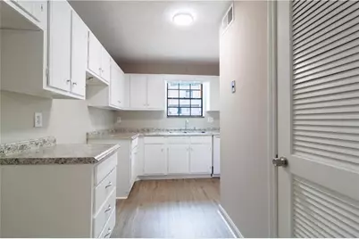 6437 Stone Way, Morrow, GA 30260 - Photo 11