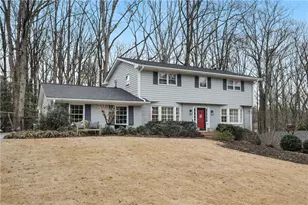 1643 Chateau Dr, Atlanta, GA 30338 - Photo 3