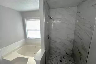 991 Wicker Pine Dr, Lawrenceville, GA 30043 - Photo 9