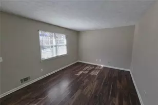 4078 Tanglewood Rd, Snellville, GA 30039 - Photo 3