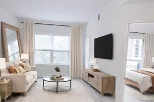 1074 Peachtree Walk NE, Atlanta, GA 30309 - Photo 9