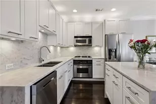 238 Le Gran Bend, Atlanta, GA 30328 - Photo 5