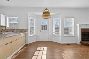 1070 Johns Landing Ct, Lawrenceville, GA 30045 - Photo 15