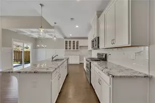 522 Bray St, Woodstock, GA 30188 - Photo 3