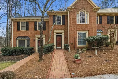 137 Weatherburne Drive, Roswell, GA 30076 - Photo 7