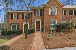 137 Weatherburne Dr, Roswell, GA 30076 - Photo 7