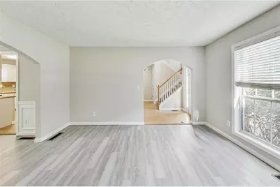 326 Canterbury Place Drive, Suwanee, GA 30024 - Photo 5