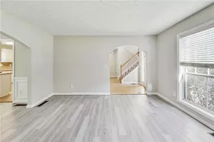 326 Canterbury Pl Dr, Suwanee, GA 30024 - Photo 5