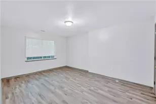 968 Sexton Dr, Stone Mountain, GA 30083 - Photo 15