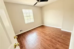 6692 Cambridge Dr, Rex, GA 30273 - Photo 9