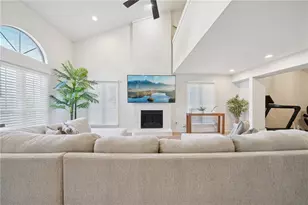 1281 Sweet Woods Dr, Lawrenceville, GA 30044 - Photo 3