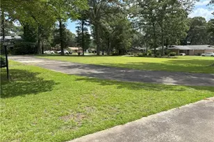 123 Tanglewood Dr, Warner Robins, GA 31093 - Photo 23