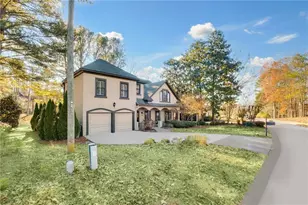 1001 Golf Estates Dr, Woodstock, GA 30189 - Photo 3