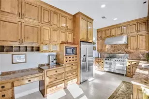 1001 Golf Estates Dr, Woodstock, GA 30189 - Photo 15