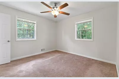 1492 Tanglewood Way NW, Conyers, GA 30012 - Photo 17